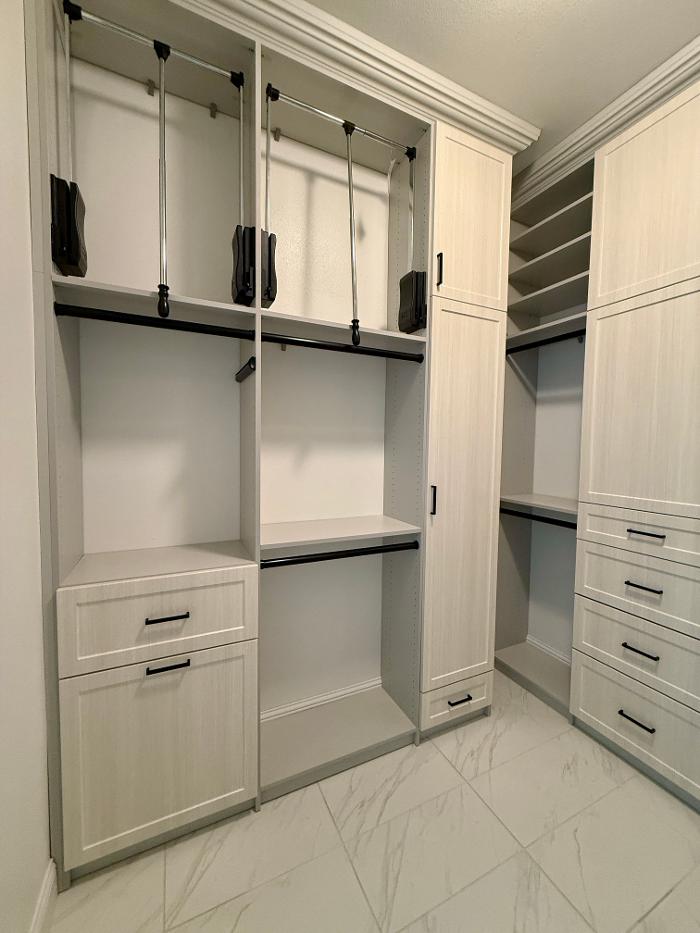 Up Closets of MetroWest and Greater Boston Image