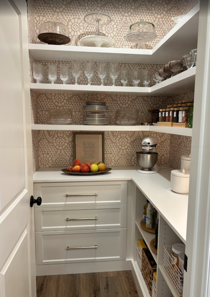 Up Closets of MetroWest and Greater Boston Image