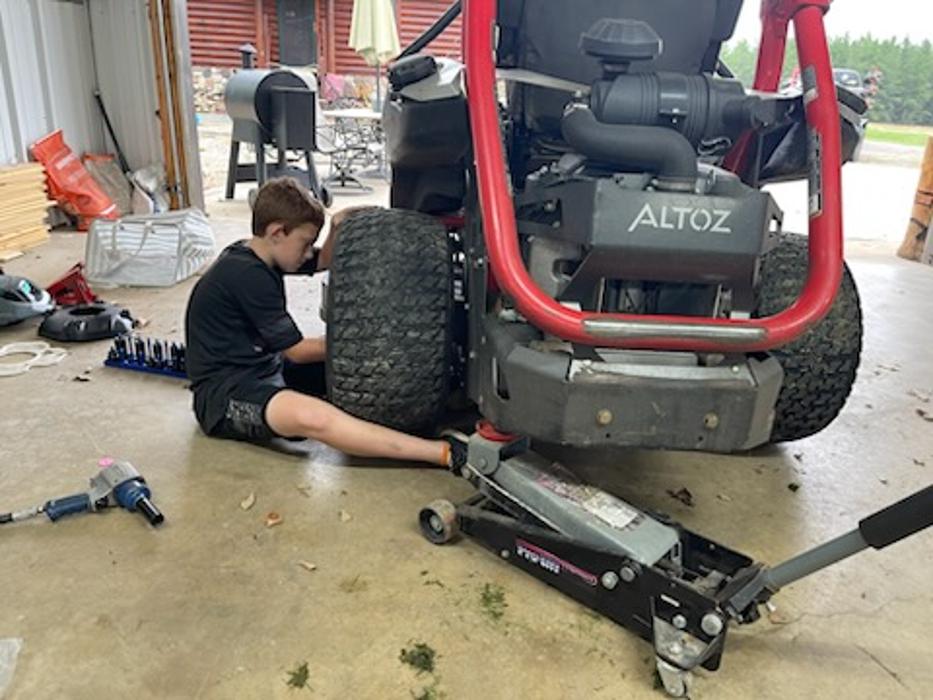 Lavelle Lawn Care and Firewood LLC Image