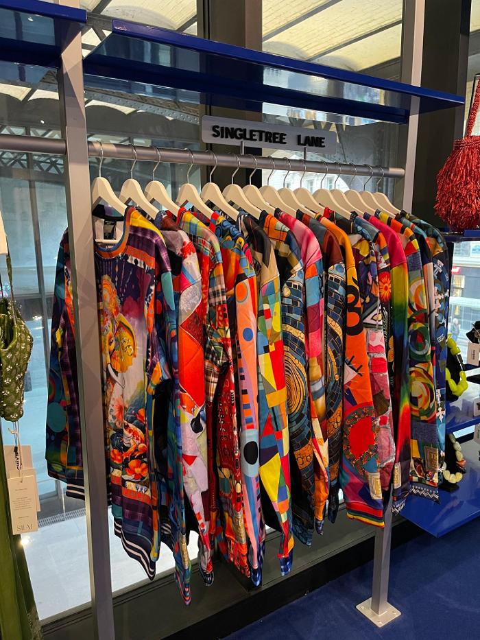 SingleTree Lane Logo