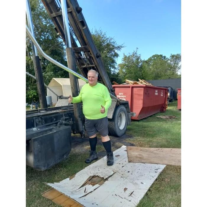 Horace Swann, owner and operator of GHS Home Services in Jacksonville, FL. Keeping Jacksonville, FL & Duval County waste free since 2012.