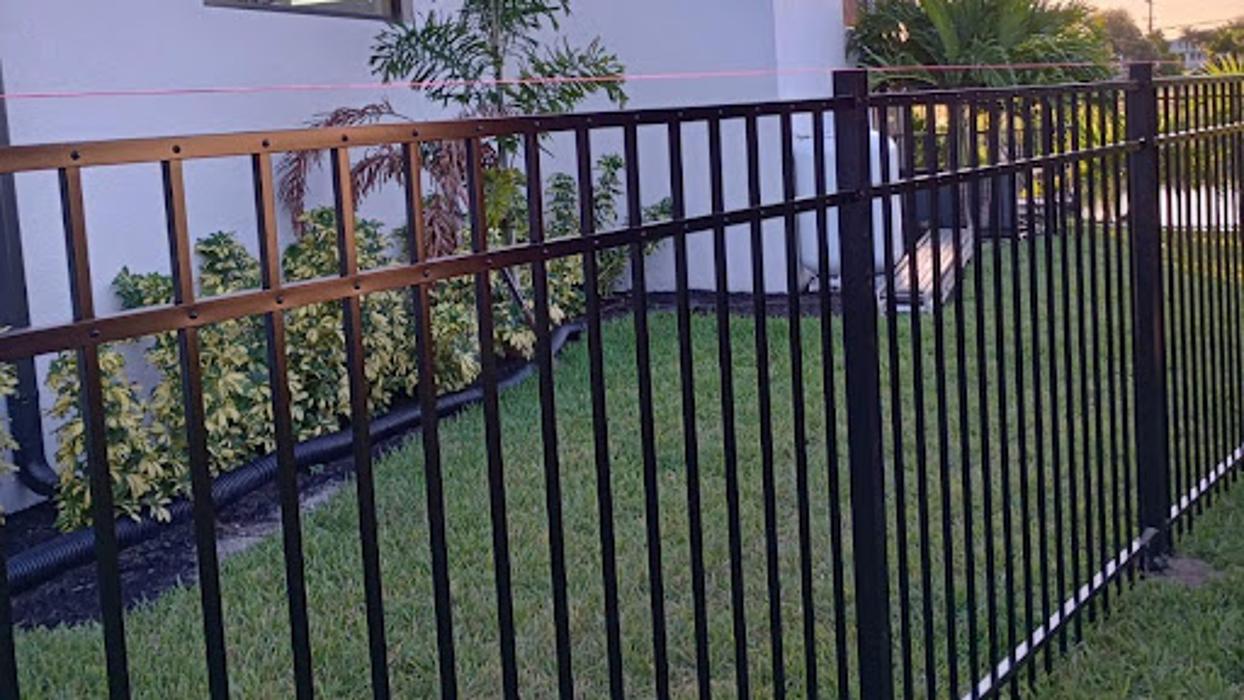 Ramírez Fence