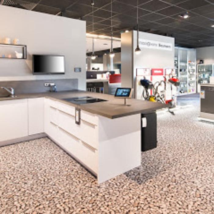 media@home Baumann, Hagenmähderstraße in Stadtbergen