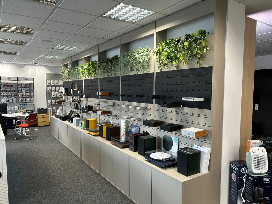 EURONICS Technik Studio, Berner Straße in Frankfurt am Main