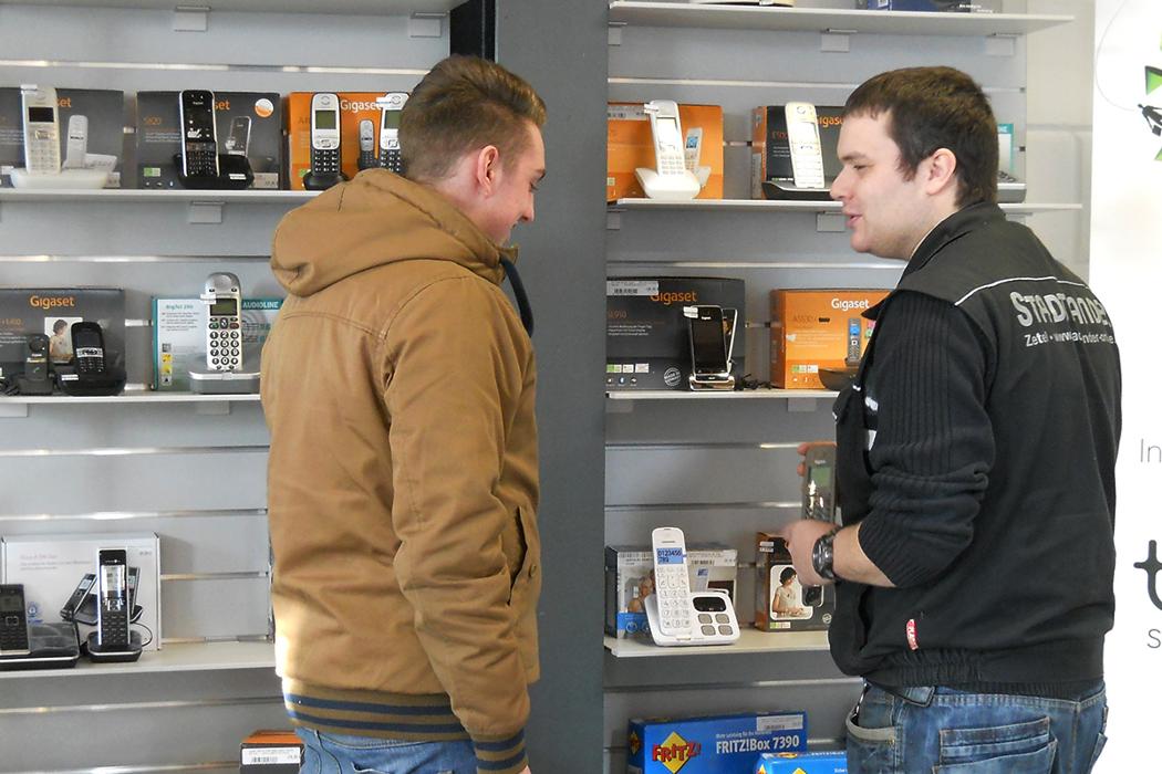 media@home Stadtlander, Jakob-Borchers-Straße in Zetel