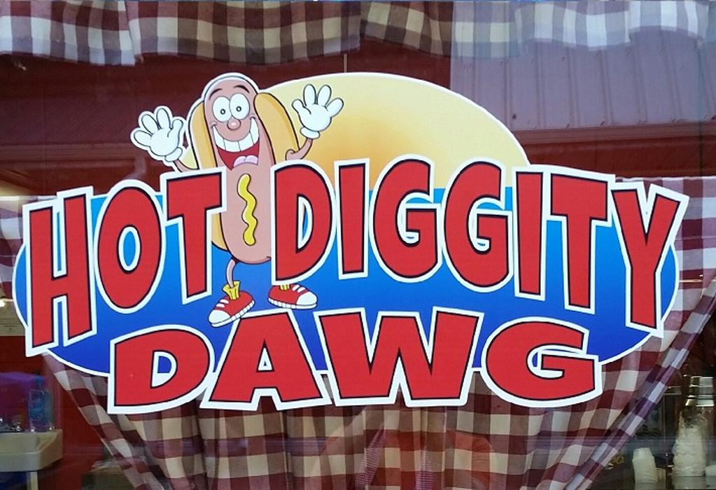 Hot Diggity Dawg - Gatlinburg, TN