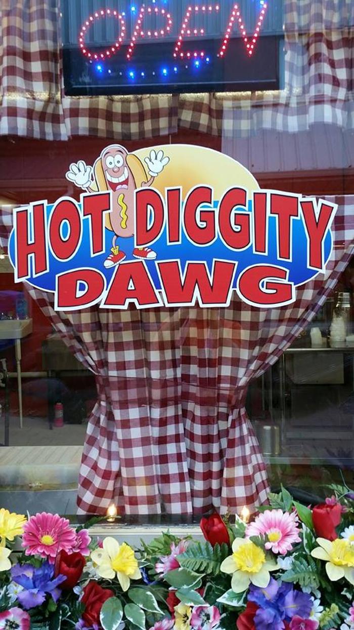 Hot Diggity Dawg - Gatlinburg, TN