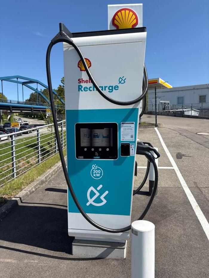 Shell Recharge Charging Station, Stuttgarter Straße in Calw