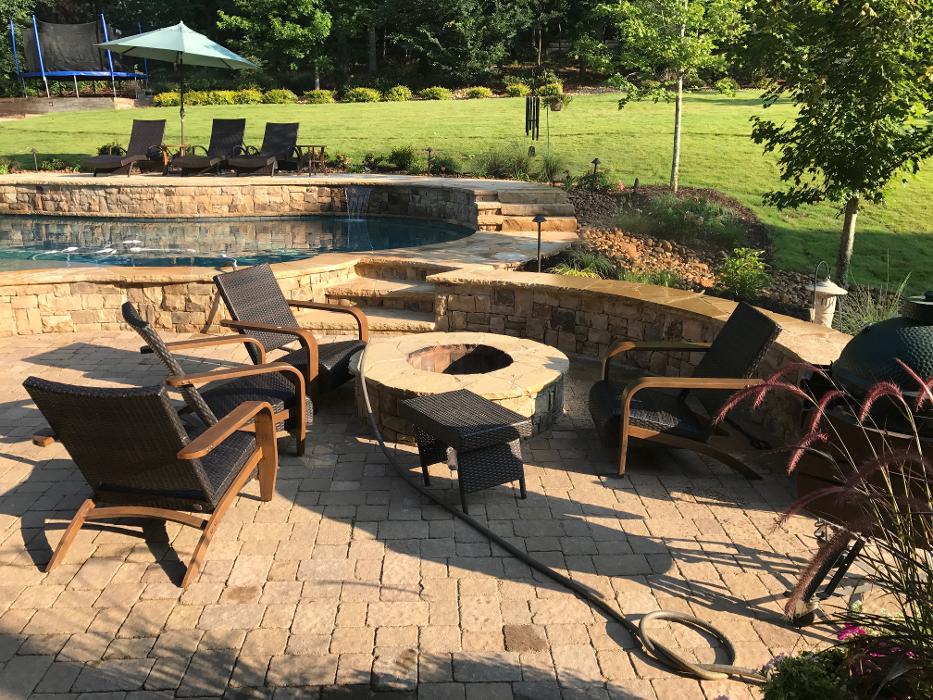 Legendary Landscaping Inc. Image