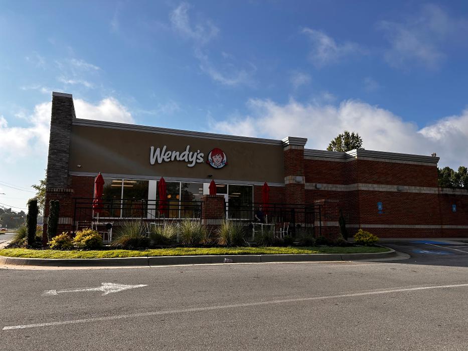 Legendary Landscaping Inc. Image