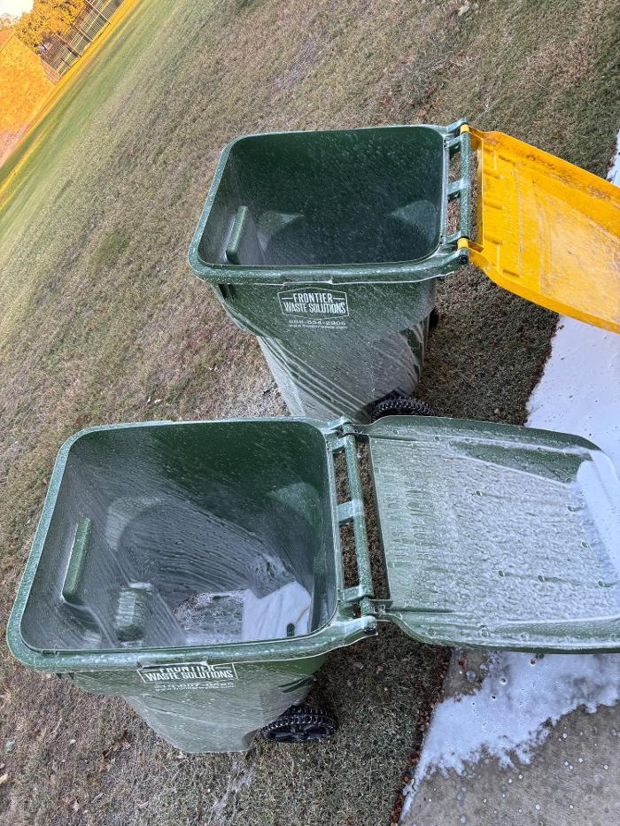 Samz Binz Cleaning Image