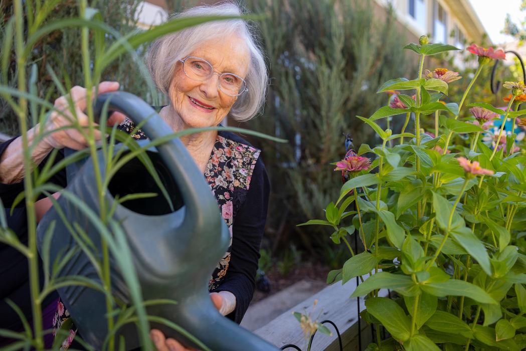 Carlton Senior Living Elk Grove