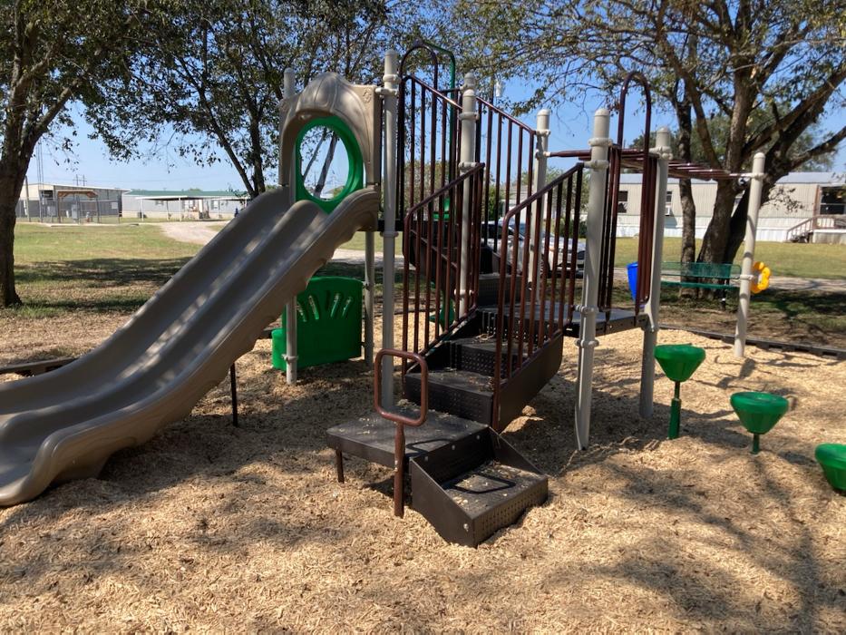 Lakefront Village Mobile Home & RV Community - Corsicana, TX