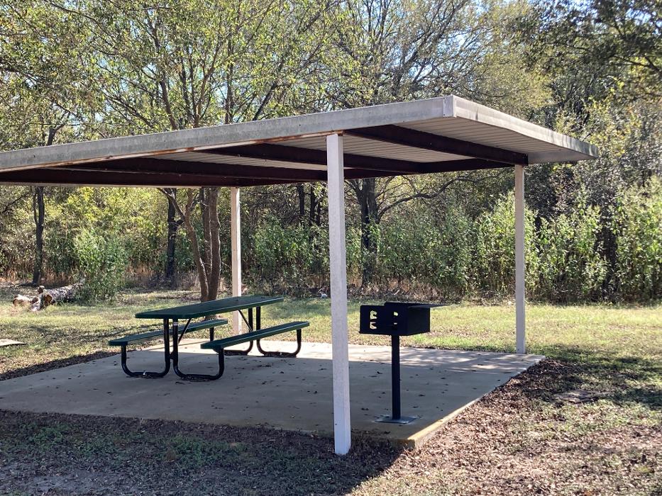 Lakefront Village Mobile Home & RV Community - Corsicana, TX