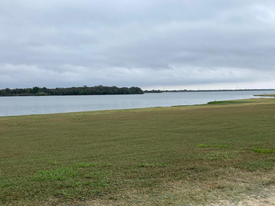 Lakefront Village Mobile Home & RV Community - Corsicana, TX