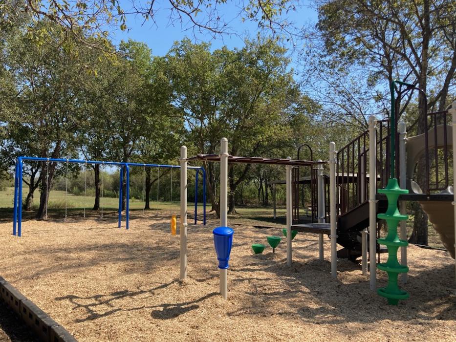 Lakefront Village Mobile Home & RV Community - Corsicana, TX