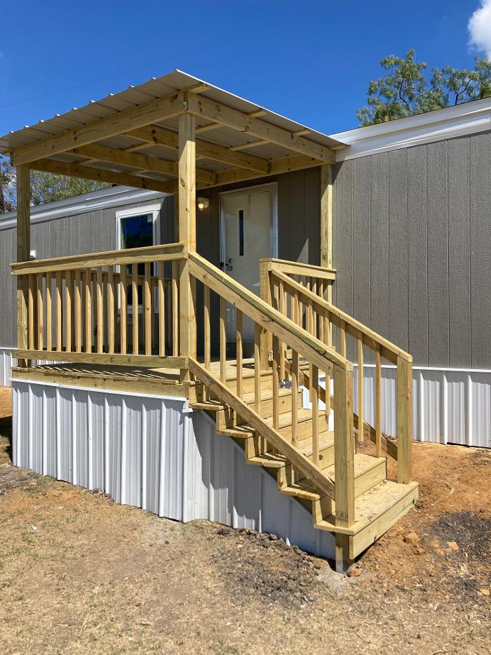 Lakefront Village Mobile Home & RV Community - Corsicana, TX