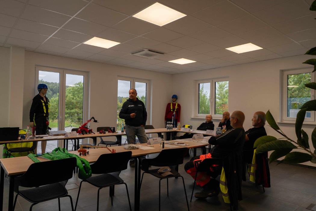 Arbeitsbühnen Gagarin GmbH, Am Heerbach in Waldaschaff