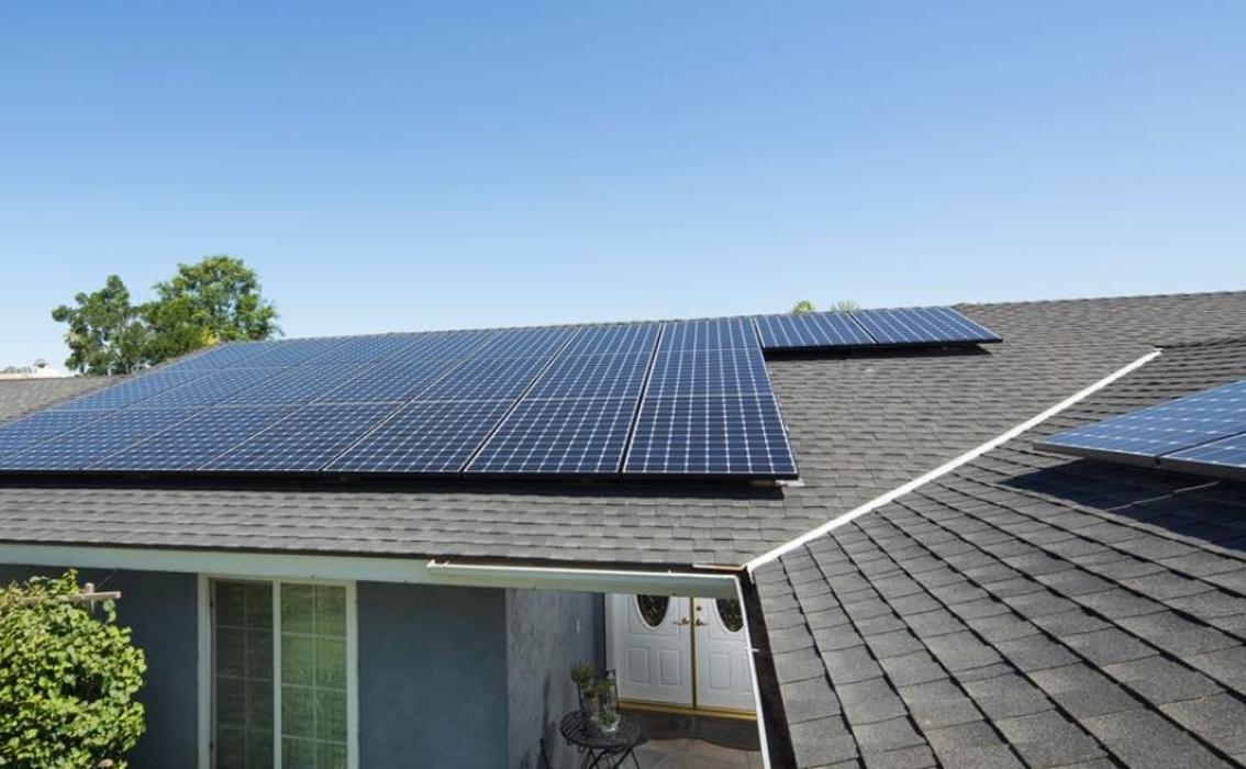 Greenleaf Solar LLC Logo