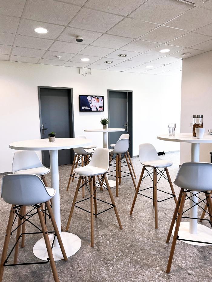 Möller manlift | Arbeitsbühnen | Heilbronn, Werner-von-Siemens-Straße in Neuenstadt am Kocher