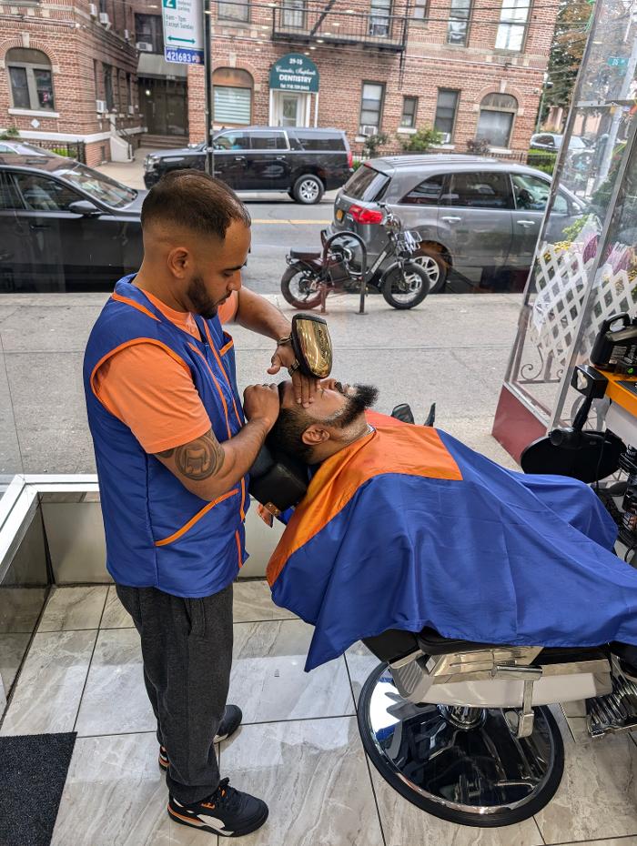 Ramon's Style Barbershop Image