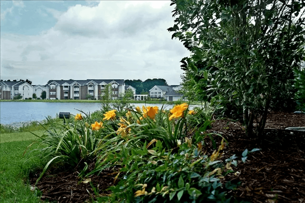 Village on the Lake Apartments - Spring Lake, NC