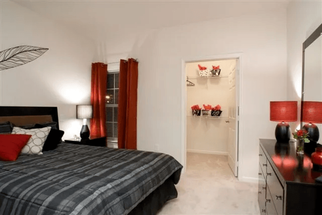 Village on the Lake Apartments - Spring Lake, NC