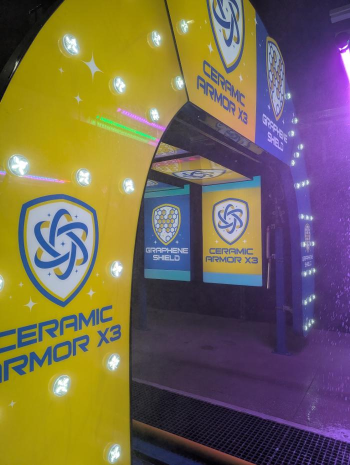 Lux Express Car Wash Image