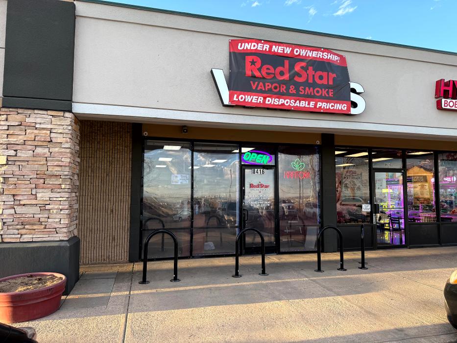 Red Star Vapor & Smoke