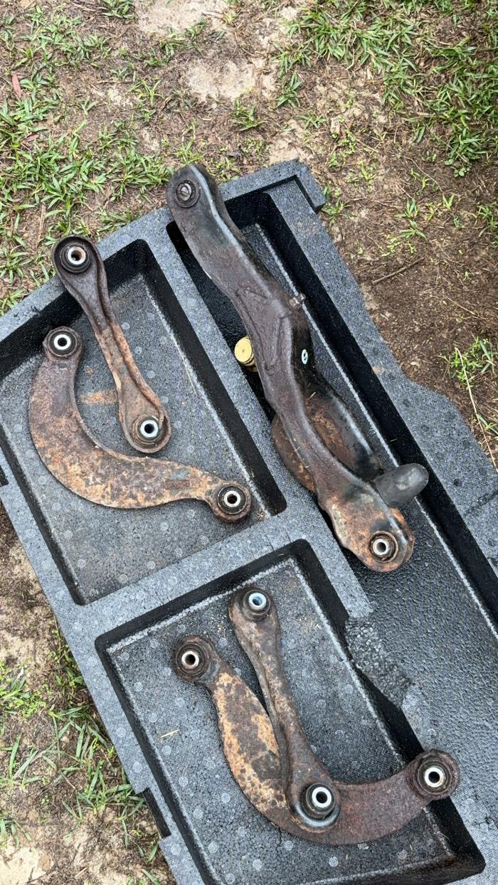 AP On-The-Go Automotive Image