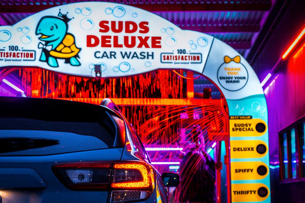 Suds Deluxe Car Wash Image