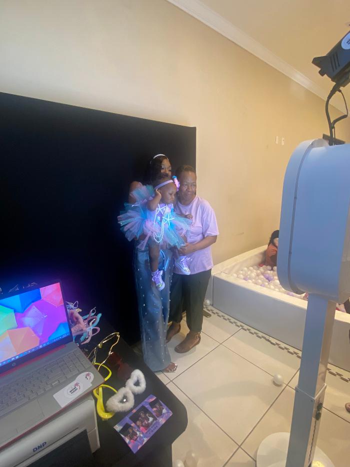 Miami Photo Booth Rentals | MiamiFlicks - Miami, FL