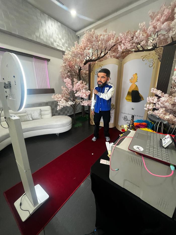 Miami Photo Booth Rentals | MiamiFlicks - Miami, FL