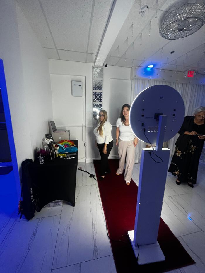 Miami Photo Booth Rentals | MiamiFlicks - Miami, FL