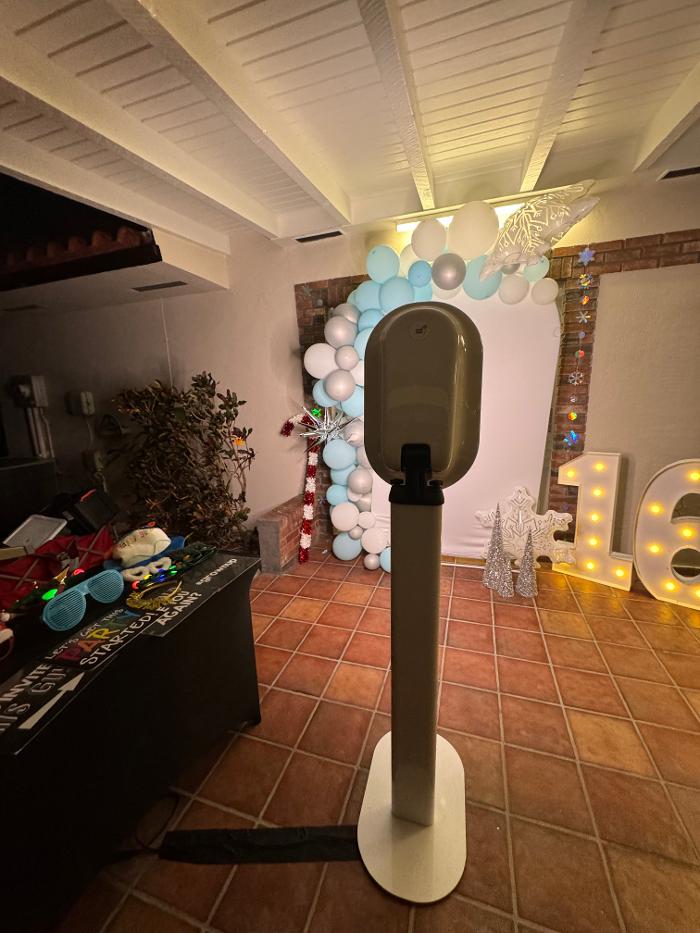 Miami Photo Booth Rentals | MiamiFlicks - Miami, FL