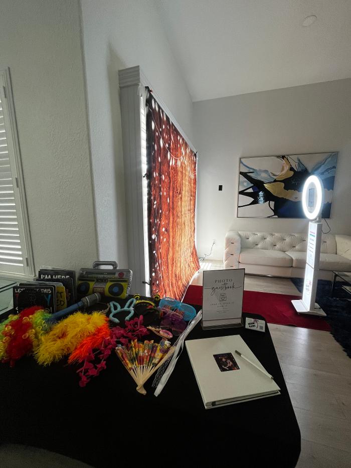 Miami Photo Booth Rentals | MiamiFlicks - Miami, FL