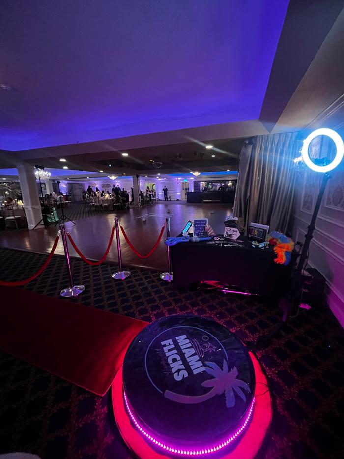 Miami Photo Booth Rentals | MiamiFlicks - Miami, FL