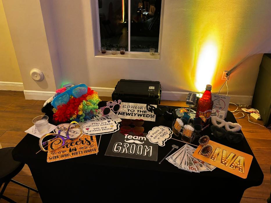 Miami Photo Booth Rentals | MiamiFlicks - Miami, FL
