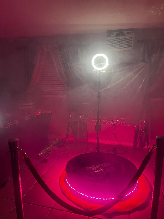 Miami Photo Booth Rentals | MiamiFlicks - Miami, FL