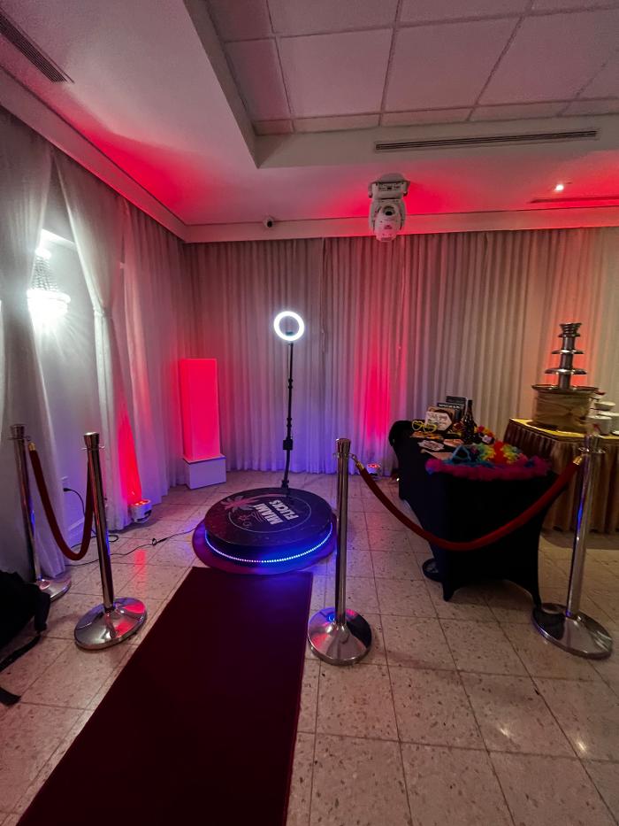 Miami Photo Booth Rentals | MiamiFlicks - Miami, FL