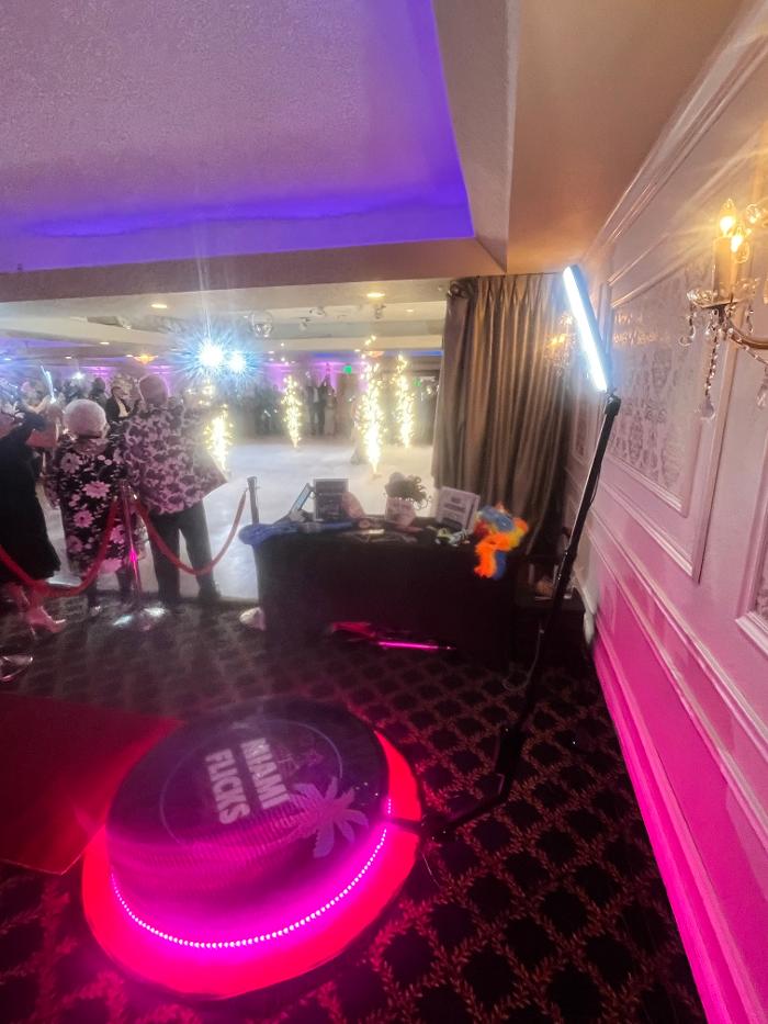 Miami Photo Booth Rentals | MiamiFlicks - Miami, FL