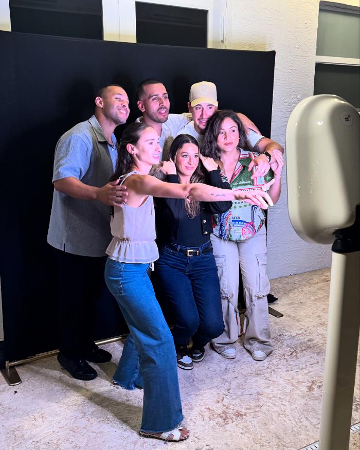 Miami Photo Booth Rentals | MiamiFlicks - Miami, FL