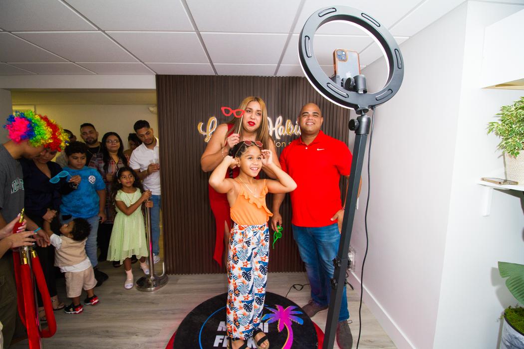 Miami Photo Booth Rentals | MiamiFlicks - Miami, FL