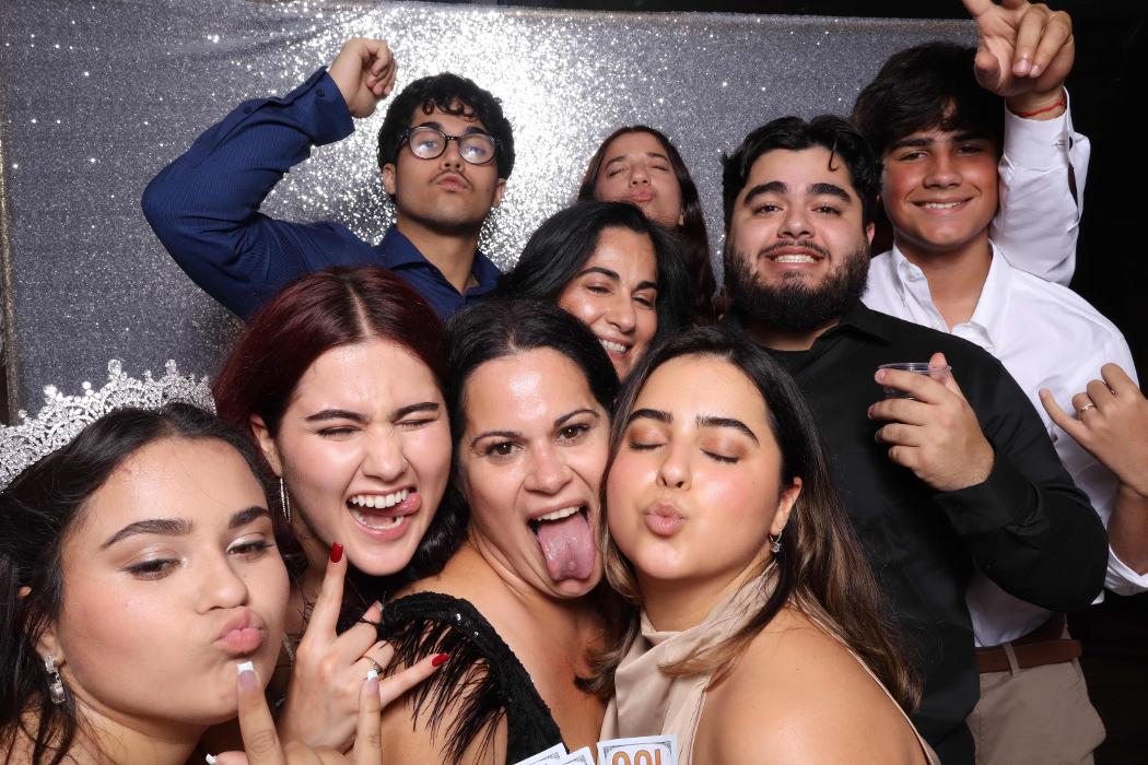 Miami Photo Booth Rentals | MiamiFlicks - Miami, FL