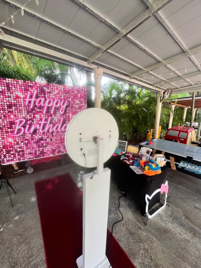 Miami Photo Booth Rentals | MiamiFlicks - Miami, FL