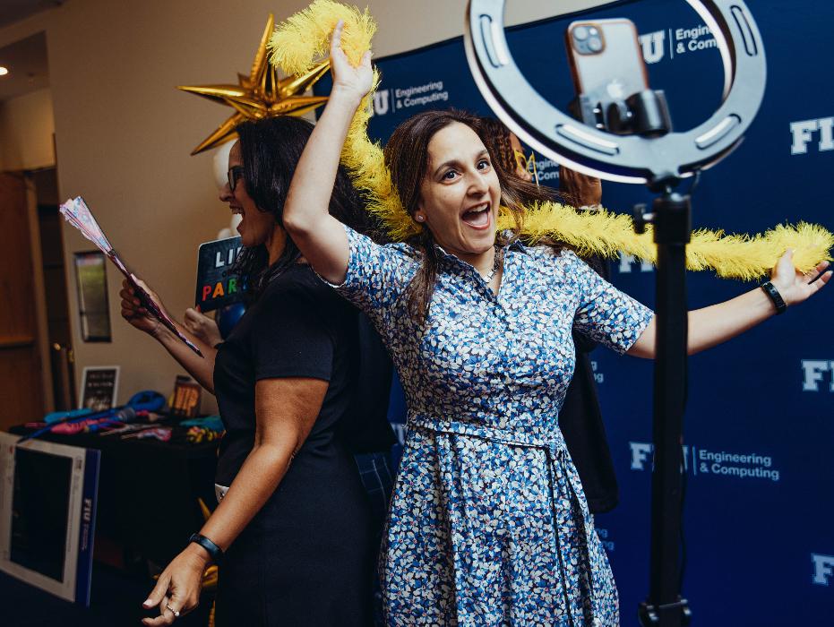 Miami Photo Booth Rentals | MiamiFlicks - Miami, FL