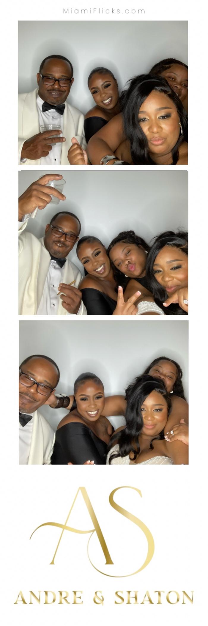 Miami Photo Booth Rentals | MiamiFlicks - Miami, FL