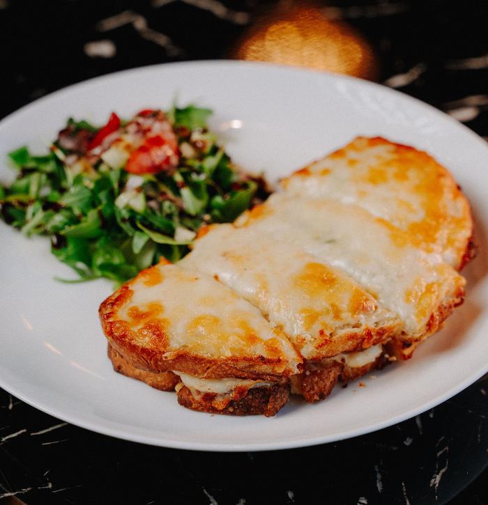 Barrel Wine & Cheese Wine Bar and Restaurant Image