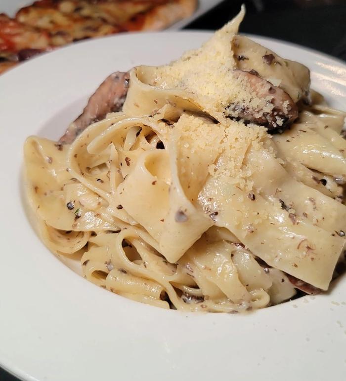 Barrel Wine & Cheese Wine Bar and Restaurant Image