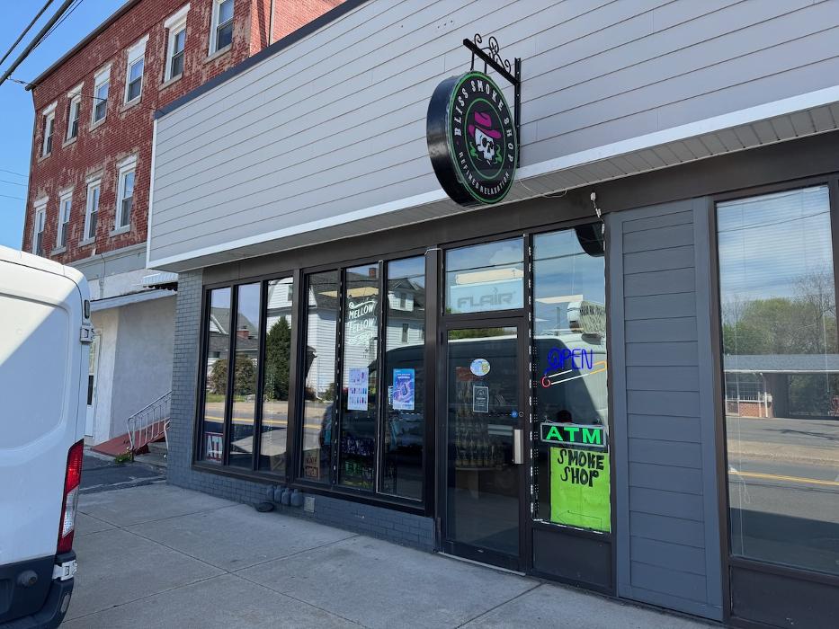 CoinFlip Bitcoin ATM - Bliss Smoke Shop (Pittston) Image